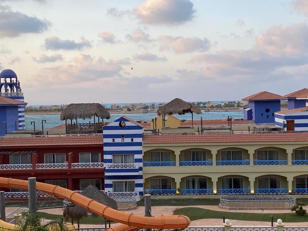 Porto Marina Resort Chalets Families Only El Alamein Exterior photo